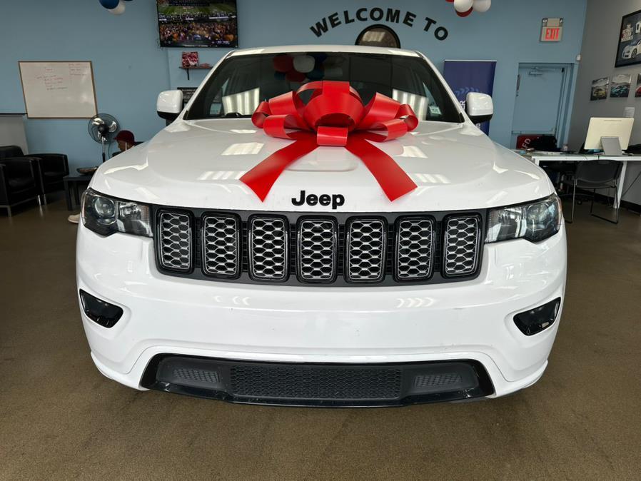 used 2021 Jeep Grand Cherokee car, priced at $13,995