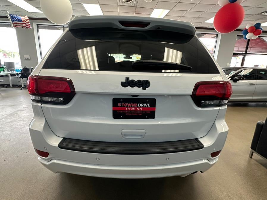 used 2021 Jeep Grand Cherokee car, priced at $13,995