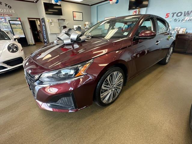 used 2023 Nissan Altima car, priced at $18,995