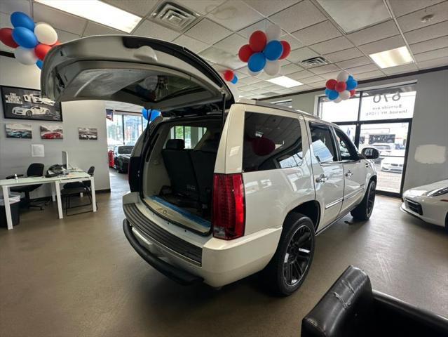 used 2011 Cadillac Escalade car, priced at $10,995