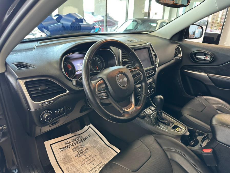 used 2021 Jeep Cherokee car, priced at $21,995