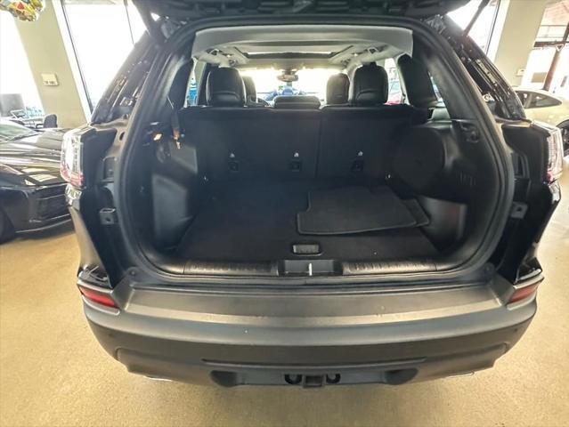 used 2021 Jeep Cherokee car, priced at $21,995