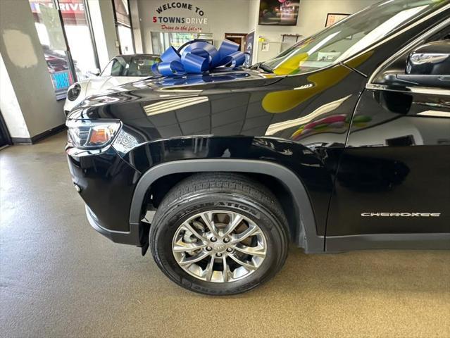 used 2021 Jeep Cherokee car, priced at $21,995