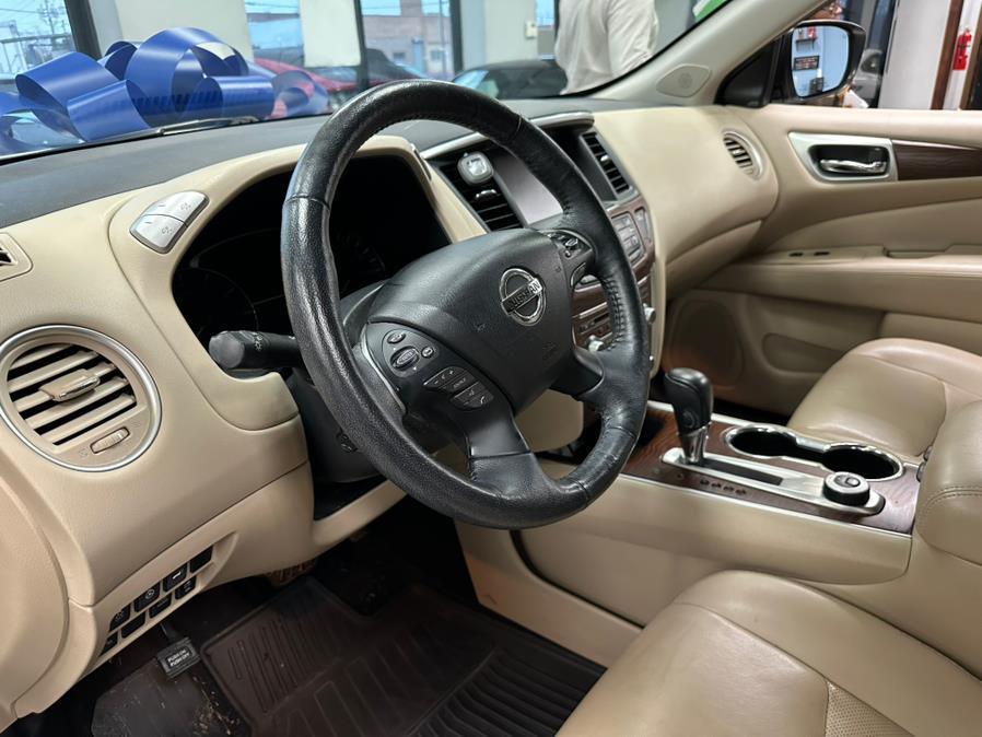used 2018 Nissan Pathfinder car, priced at $17,995
