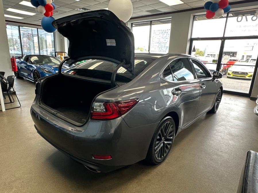 used 2018 Lexus ES 350 car, priced at $19,995