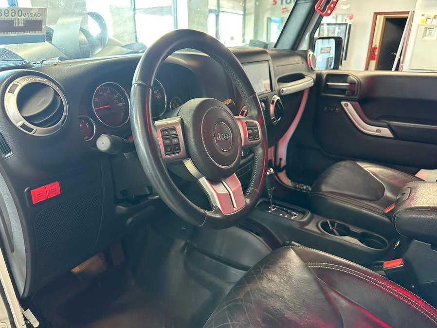 used 2015 Jeep Wrangler Unlimited car, priced at $20,995