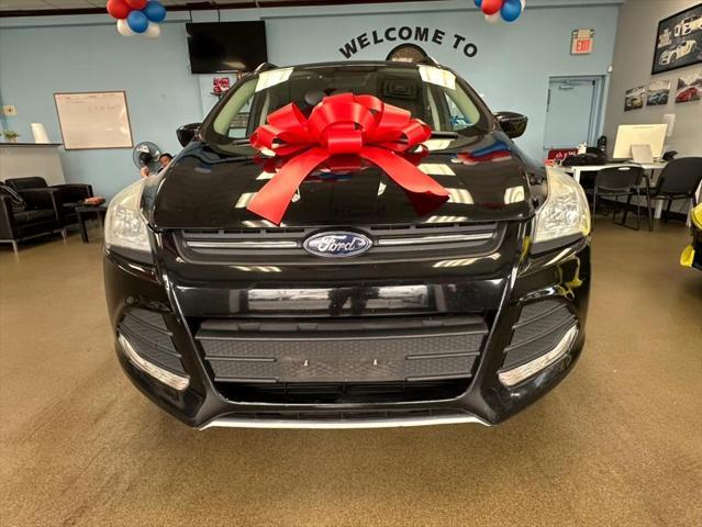 used 2016 Ford Escape car, priced at $4,995