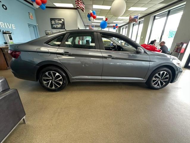 used 2024 Volkswagen Jetta car, priced at $20,995