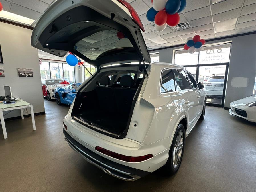 used 2020 Audi Q7 car, priced at $21,995