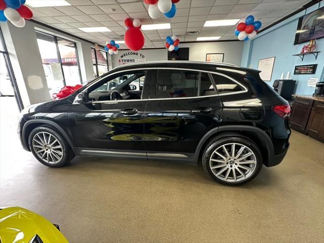 used 2021 Mercedes-Benz GLA 250 car, priced at $22,995