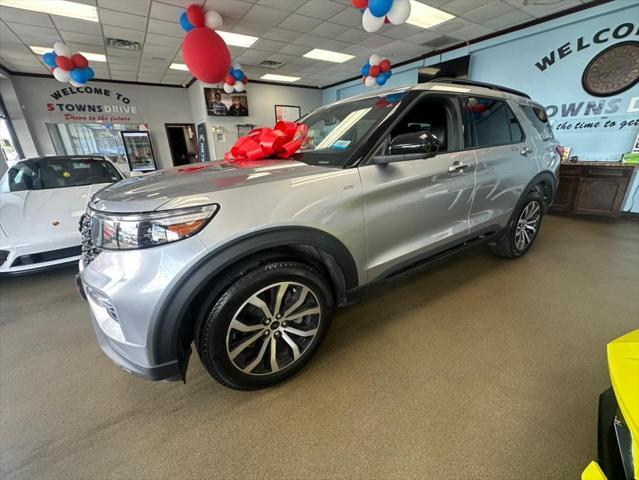 used 2022 Ford Explorer car, priced at $32,995
