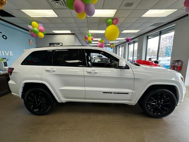 used 2018 Jeep Grand Cherokee car, priced at $19,995