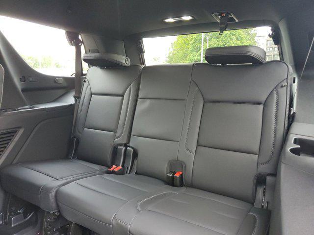 new 2025 GMC Yukon car