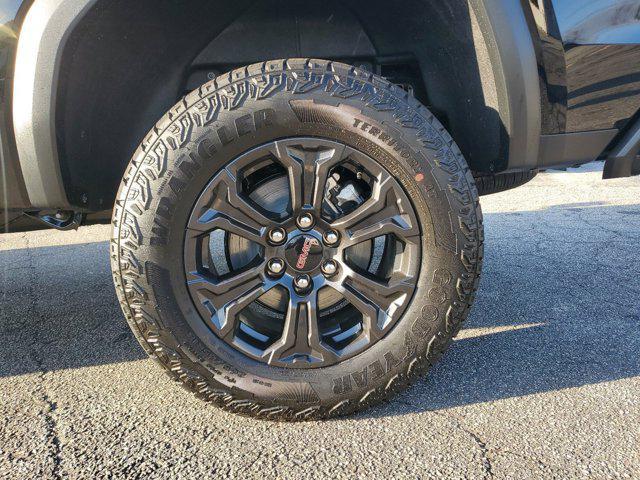new 2025 GMC Canyon car