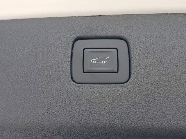 new 2025 Buick Envista car