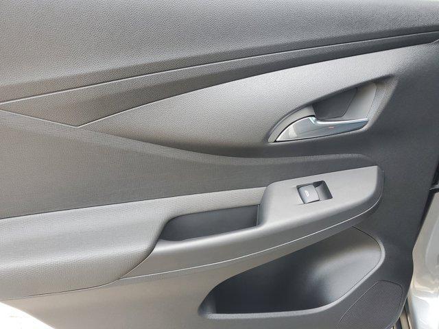 new 2025 Buick Envista car