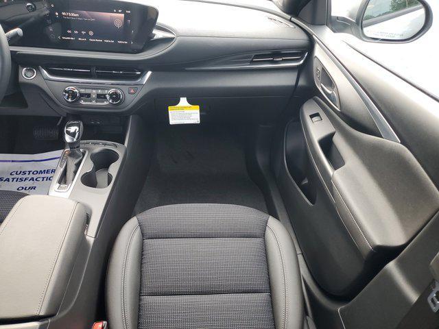 new 2025 Buick Envista car