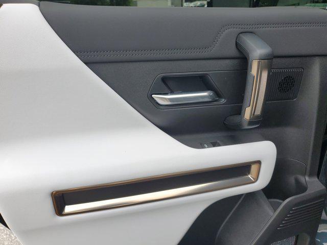 new 2025 GMC HUMMER EV SUV car