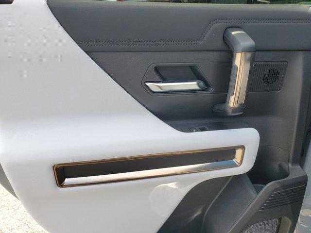 new 2025 GMC HUMMER EV Pickup car