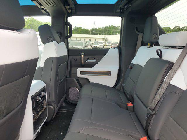 new 2025 GMC HUMMER EV Pickup car