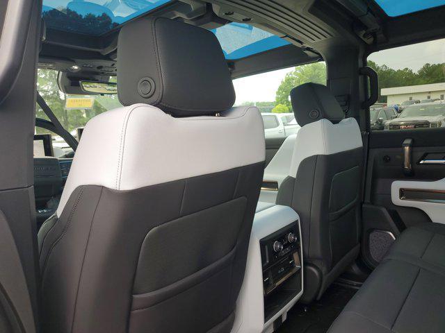 new 2025 GMC HUMMER EV Pickup car
