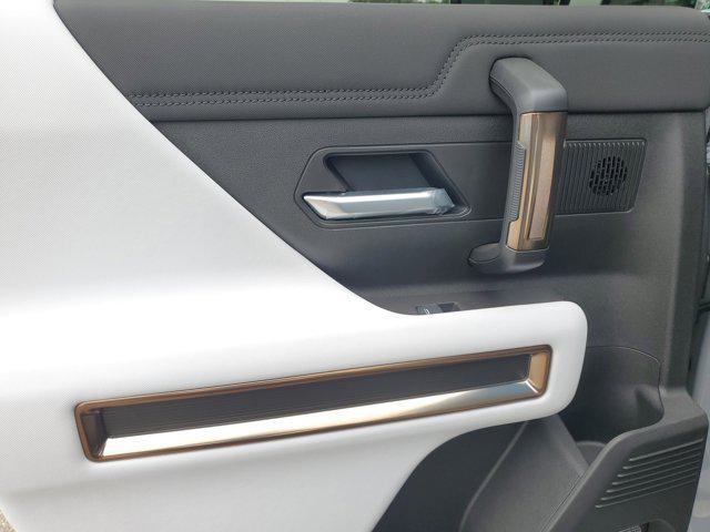new 2025 GMC HUMMER EV Pickup car