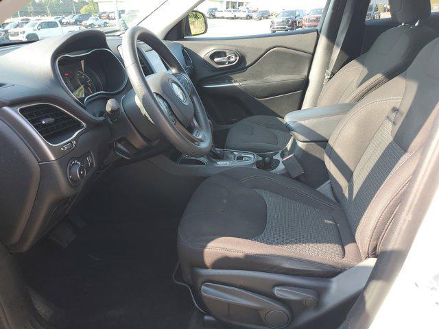 used 2019 Jeep Cherokee car, priced at $14,364