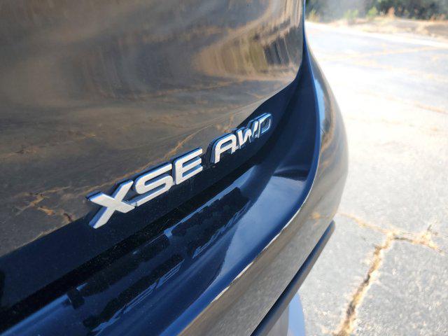 used 2023 Toyota Highlander car, priced at $39,033