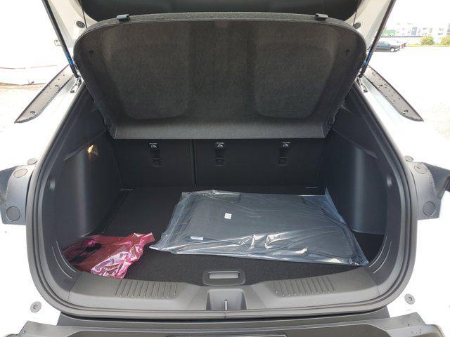 new 2025 Buick Envista car