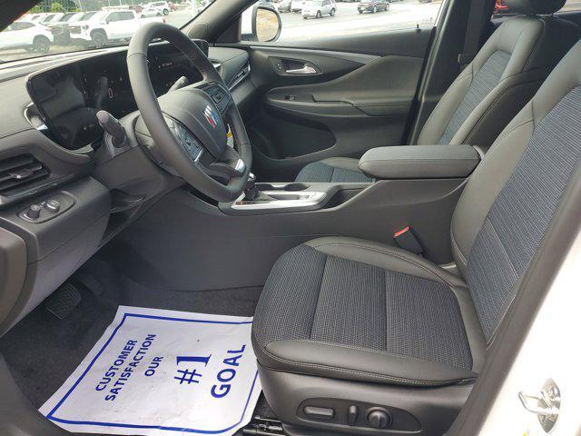 new 2025 Buick Envista car