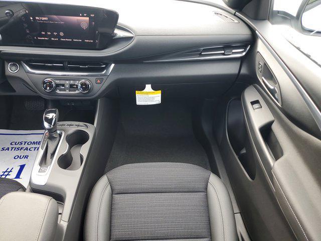 new 2025 Buick Envista car
