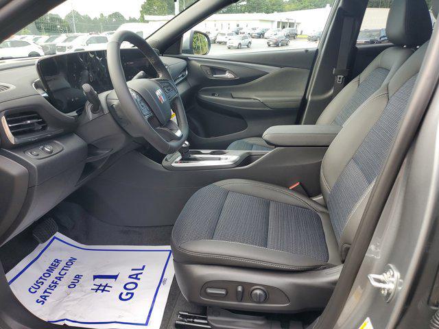 new 2025 Buick Envista car