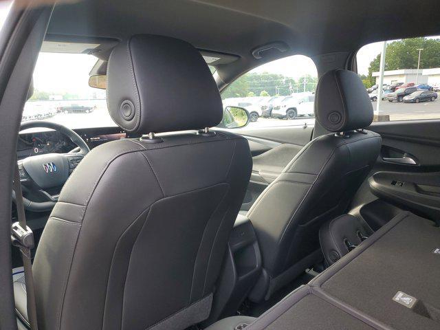new 2025 Buick Envista car