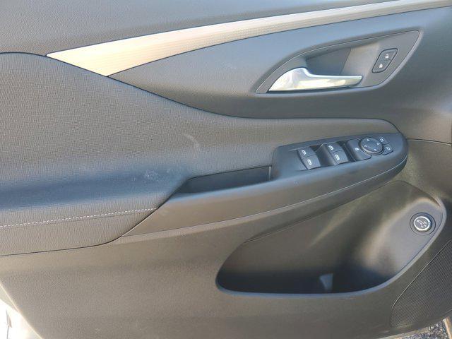 new 2025 Buick Envista car