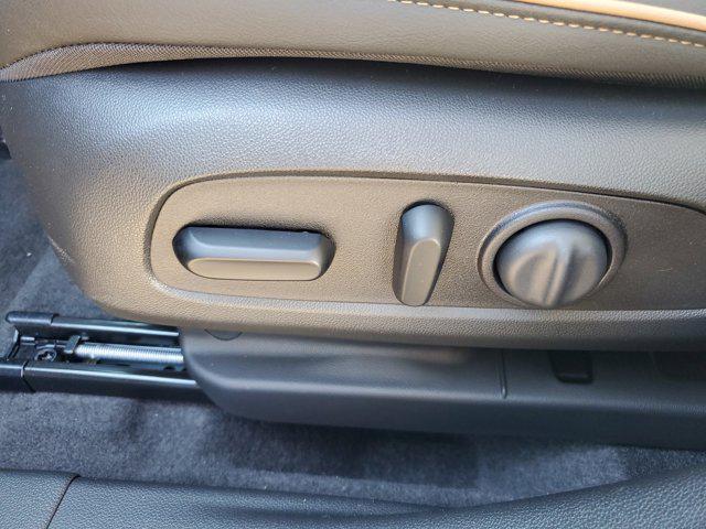 new 2025 Buick Envista car