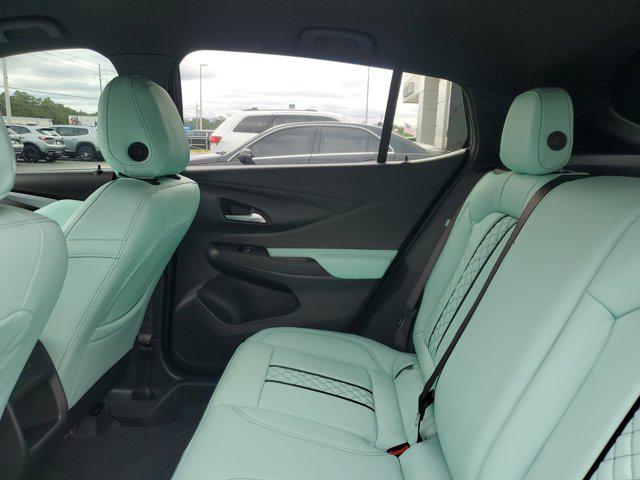 new 2025 Buick Envista car