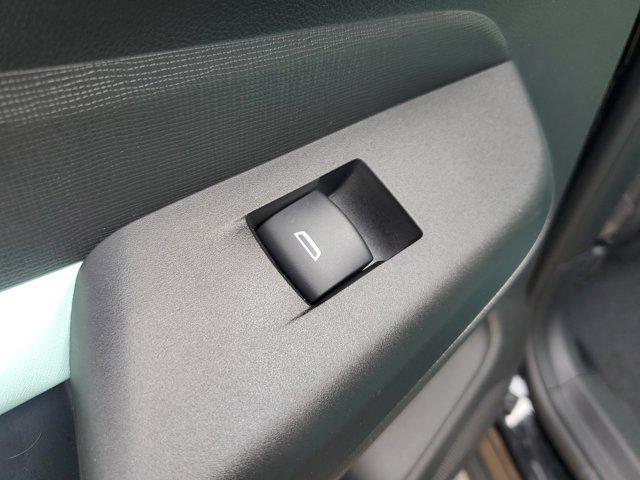 new 2025 Buick Envista car