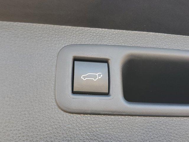 used 2022 Toyota Highlander car, priced at $34,937