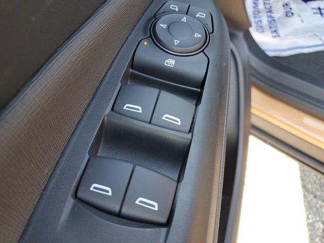 new 2025 Buick Envista car