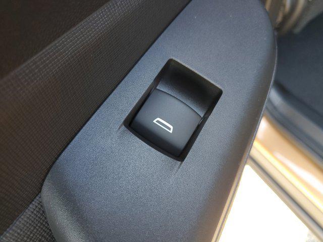 new 2025 Buick Envista car