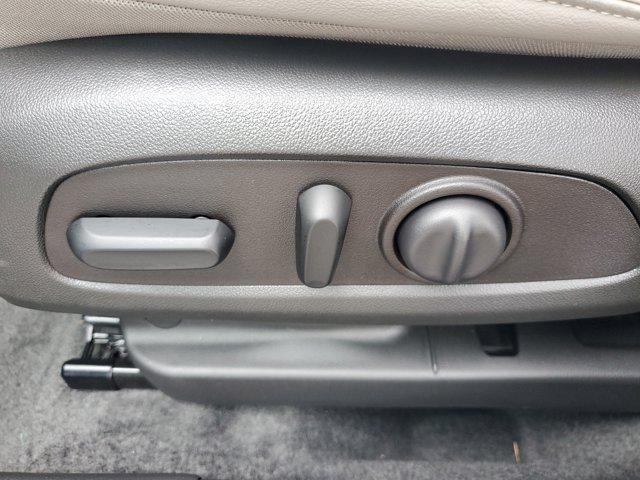 new 2025 Buick Envista car