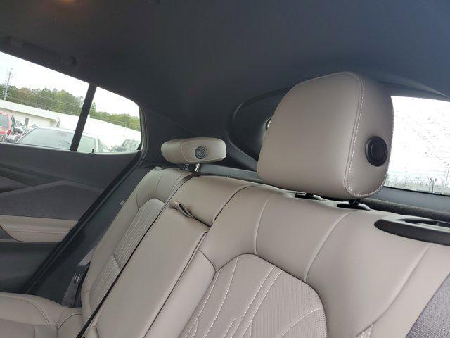 new 2025 Buick Envista car