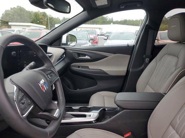 new 2025 Buick Envista car