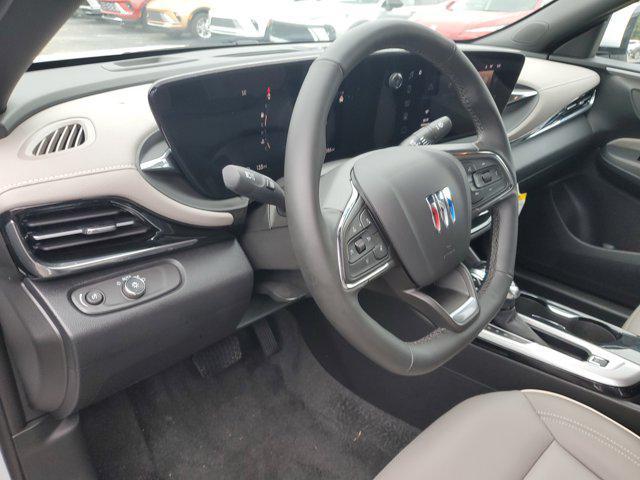 new 2025 Buick Envista car