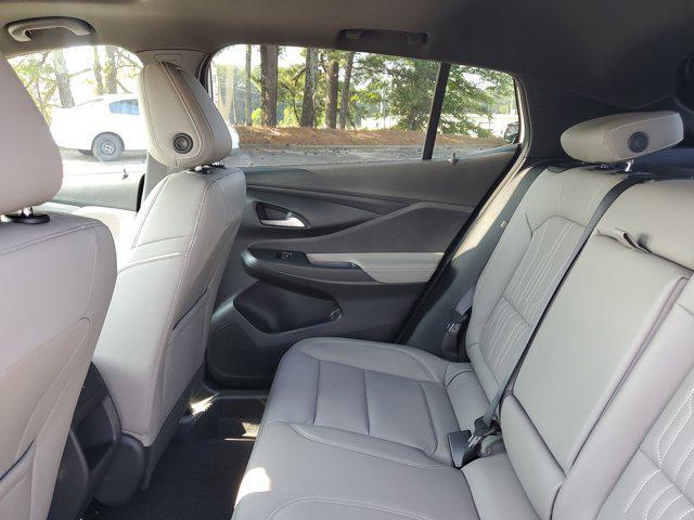 new 2025 Buick Envista car