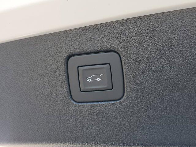 new 2025 Buick Envista car