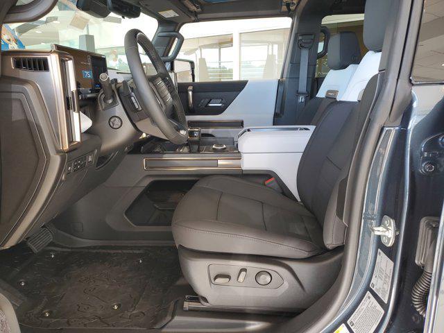 new 2025 GMC HUMMER EV Pickup car