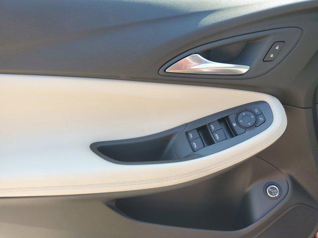 used 2025 Buick Encore GX car, priced at $28,420