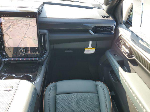 new 2025 GMC Yukon XL car