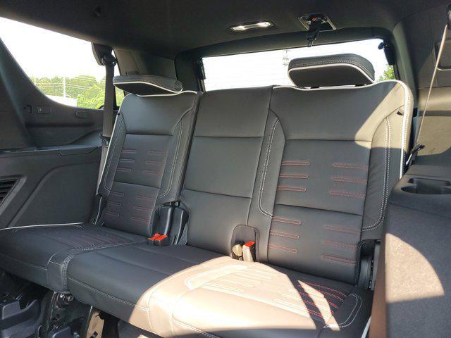 new 2025 GMC Yukon car